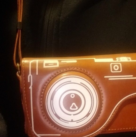 Cute Novelty camera purse - Picture 2 of 5